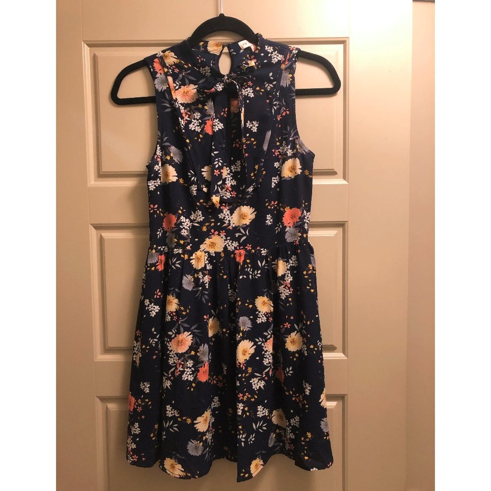 Re:Named Navy Floral Sleeveless Dress